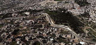 Израиль отделит Иерусалим от палестинских территорий