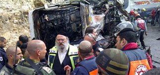 Около Иерусалима столкнулись грузовик и автобус: погибли дети