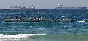 Минобороны США: судно, принадлежащее израильскому миллиардеру, атаковано иранским БПЛА