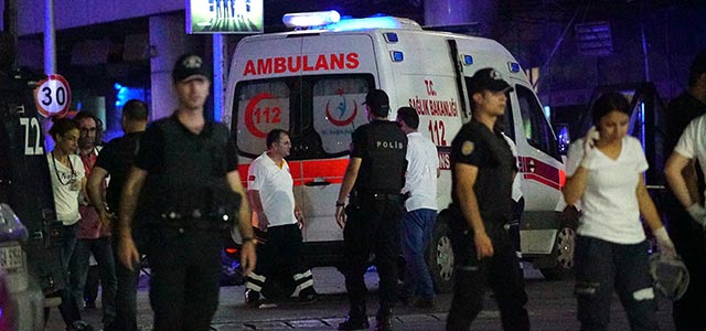 Уточненные данные: жертвами теракта в Стамбуле стали более 40 человек