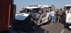 В Самарии произошло столкновение минибуса и грузовика: не менее пяти погибших