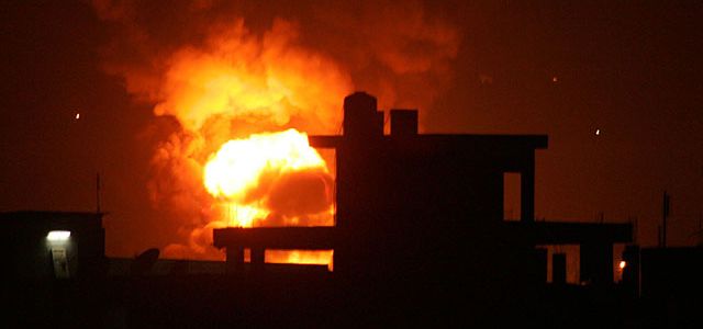 ВВС ЦАХАЛа нанесли удары по позициям ХАМАСа в Газе