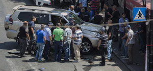 "Автомобильный теракт" в Иерусалиме: ранены пограничники, водитель убит