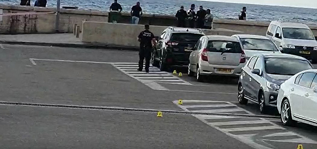 Неизвестные открыли стрельбу в порту Яффо; убит мужчина