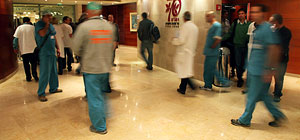 Минздрав сообщил о "сезонном рекорде" загруженности больниц
