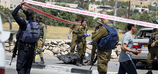 Автомобильный теракт в окрестностях Хеврона, двое солдат ранены