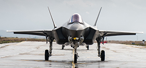 Эскадрильи "Золотой орел" и "Львы юга" получили еще три самолета F-35i "Адир"