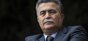 Амир Перец объявил о выходе из правительства